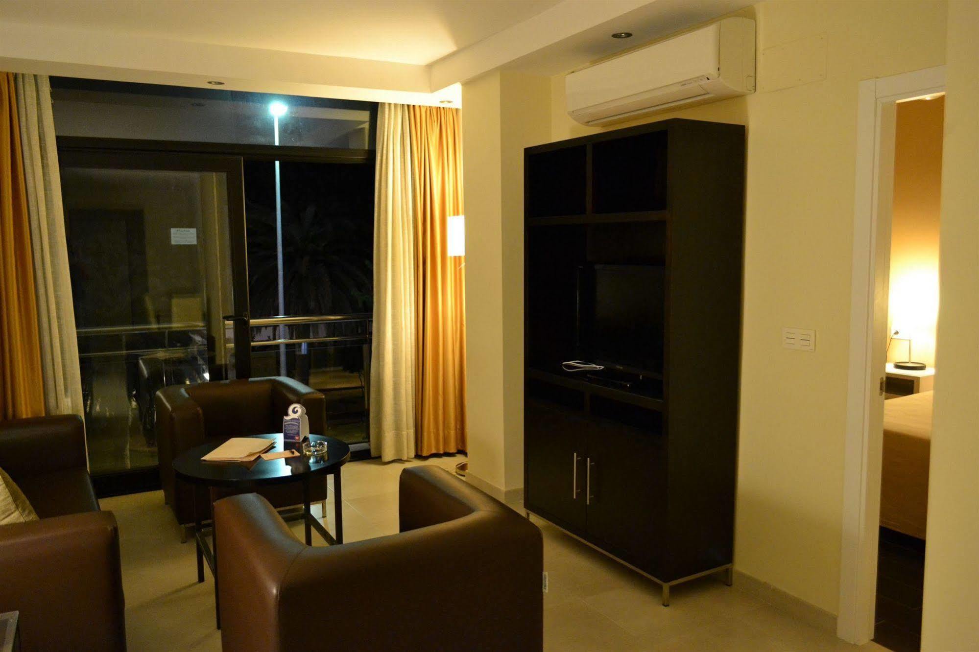 San Pablo Suites Есіха Екстер'єр фото