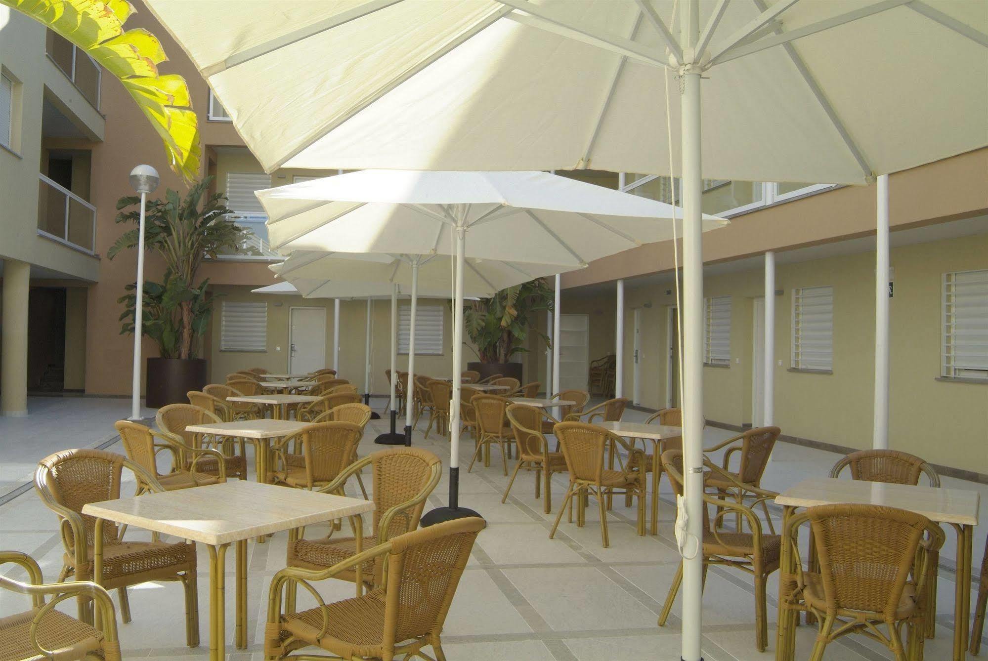 San Pablo Suites Есіха Ресторан фото
